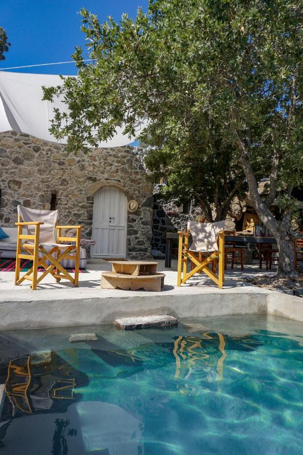My Old Stone House In A 2 000 Sqm Private Garden With Fab Glamping Tent Mandrákion Eksteriør billede