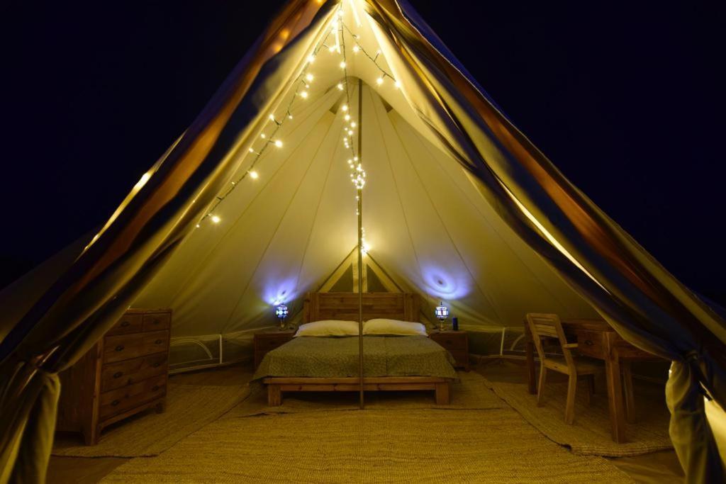 My Old Stone House In A 2 000 Sqm Private Garden With Fab Glamping Tent Mandrákion Eksteriør billede